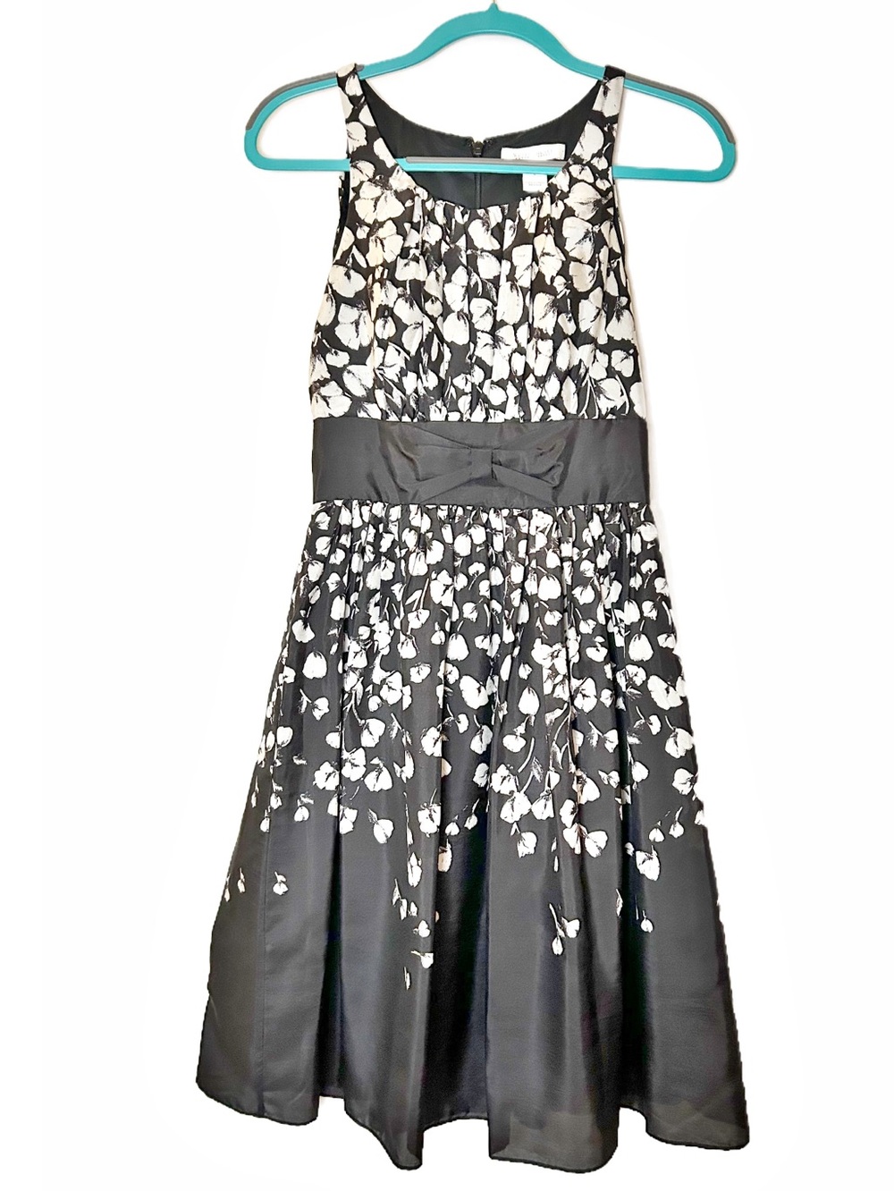 White House Black Market 100% Silk Floral Dress Bow SZ 0